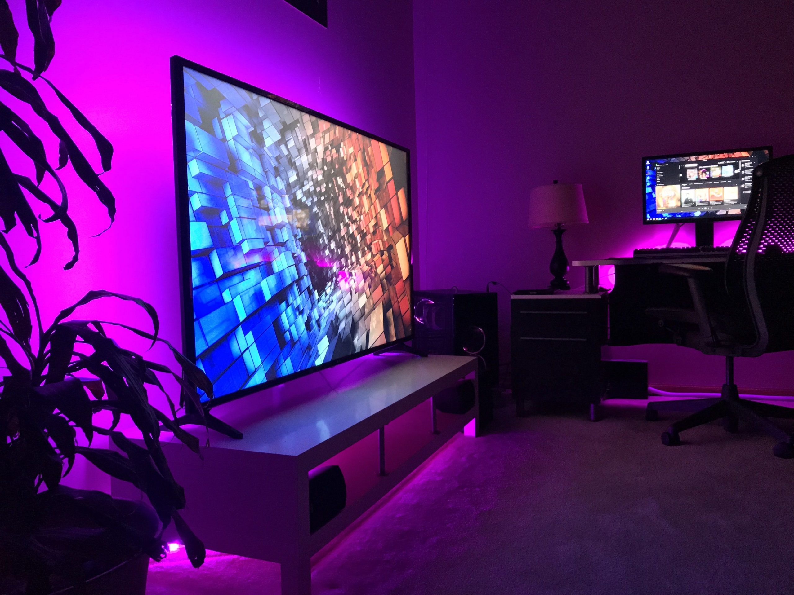 Tiras de LED colocadas en un salón