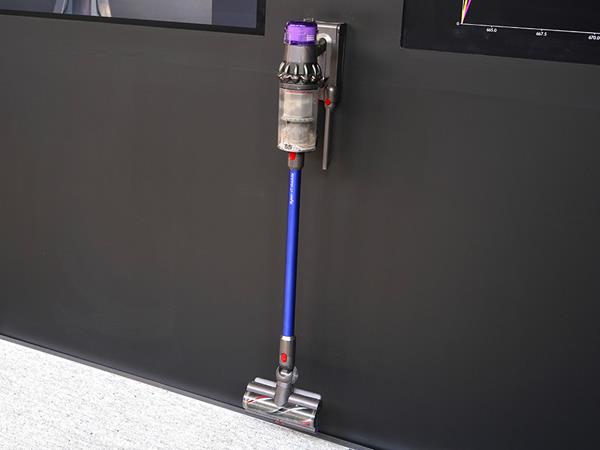 Revisión de Dyson v11 - estación de carga